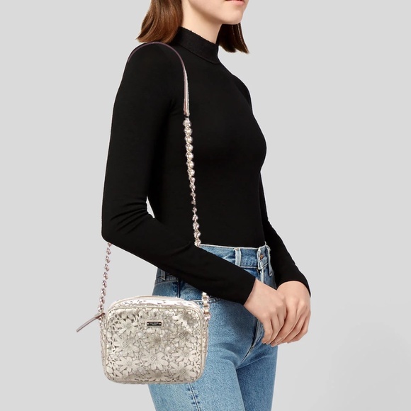 Kate Spade Gold Small Shoulder Bag (LIMITED EDITION) - Perfect Condition! - Picture 3 of 6